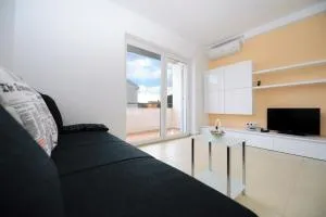 Apartman Mladenic - Krk - Porat .☆☆☆☆ - Porat