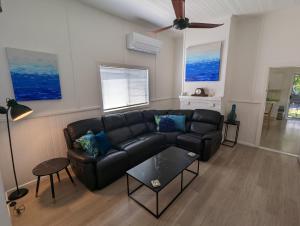 Waterside Retreat at Blacksmiths Beach - Swansea Channel