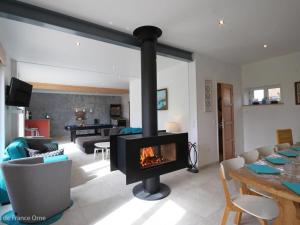 Maison ancienne avec sauna et jeux au cœur du Perche - FR-1-497-51