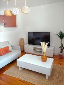 Appartements Logement meuble au calme : Maison 2 Chambres - Non remboursable