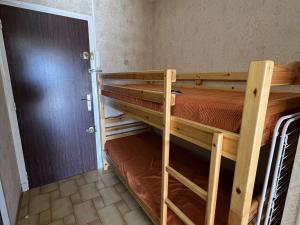 Studio cabine avec piscine, parking, climatisation et animaux admis - FR-1-702-33