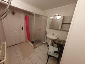 Maisons de vacances Dependance pour 1 a 4 pers au calme dans propriete : photos des chambres