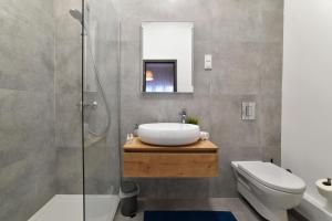 ZRINSKI premium suites & rooms
