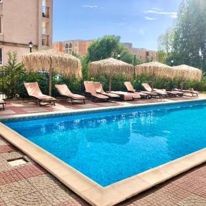 Sunny View Central - Menada Apartments