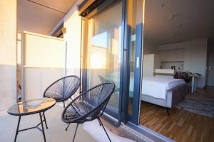 Fine Studio with Terrace - 15 Min to Center