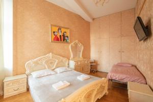 Апартаменти 4-кімнатні біля м. Палац Спорту