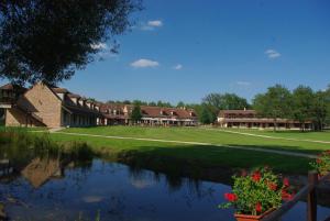 Hotels L'Oree des Chenes, The Originals Relais (Relais du Silence) : photos des chambres