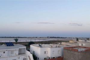 Outstanding Two bedroom Apartment