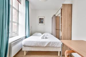 Appartements Superbe appartement spacieux au Vieux-Lille : photos des chambres