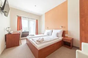 Pelso Panzio - 鲍洛通拜雷尼