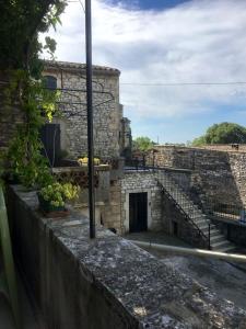 Maisons de vacances Propriete de 2 chambres avec piscine partagee jardin clos et wifi a Orgnac l'Aven : photos des chambres