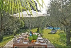 Villa Sweet Flower - with Private Pool and Garden - مانربا ديل جاردا