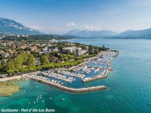 T2 Central Aix-les-Bains, Lumineux, Animaux Acceptés, Parking - FR-1-555-48