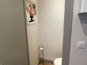 Appartements Studio lumineux avec balcon et ascenseur au coeur d'Aix-les-Bains - Ideal 1-2 personnes - FR-1-555-84 : photos des chambres