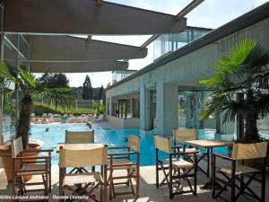 Appartements Appartement T2 Bis avec Balcon, Piscine et Tennis - Aix-les-Bains - FR-1-555-78 : photos des chambres