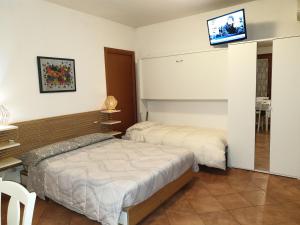 Estudio con vistas al jardín
