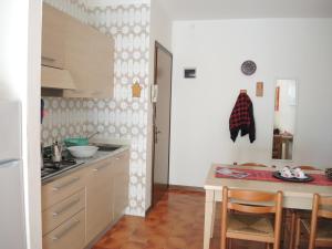 Flat 100m from the beach with sunny terrace