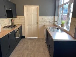 Salisbury House - Great Oakley