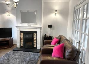 Burren Seaside Lodge by Trident Holiday Homes