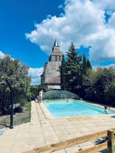 Maisons de vacances Magnifique maison avec piscine au calme du Gers : photos des chambres