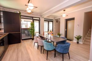 Aquarium Residence Penthouse 5