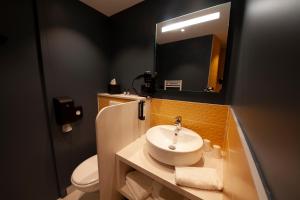 Hotels Comfort Hotel Clermont Saint Jacques : photos des chambres