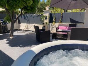 Maisons de vacances Key Largo villa 2p avec pkg clim grande terrasse avec jacuzzi proche port et plage : photos des chambres