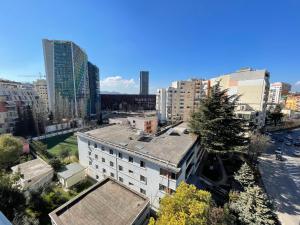 Queens Luxury Apartments Tirana