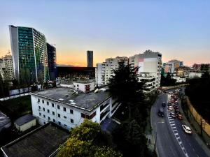 Queens Luxury Apartments Tirana