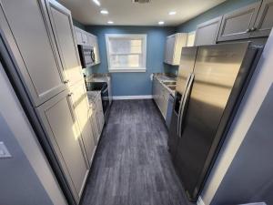 Paradise on Lake Harris Apt #201