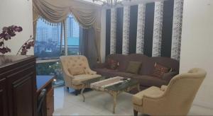 luxery 1 bedroom batavia tower 2