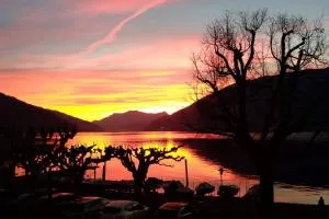 Meraviglioso appartamento fronte lago - Melide