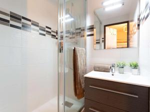 Appartements Studio 4 pers. avec balcon expose sud, proche commerces et telecabine, Saint-Lary Village - FR-1-296-462 : photos des chambres