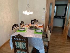 Logroño: Piso con Garaje y Piscina.