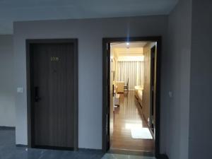 Ratnapriya hotel and resort