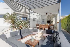 VILLA LIMOEIRO - Beautiful new home nestled in the heart of Galé