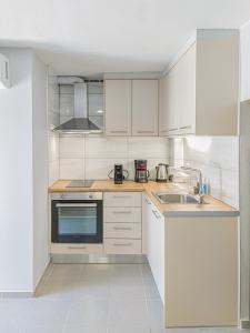 Comfy apartment with small private pool, Fiber internet and private parking