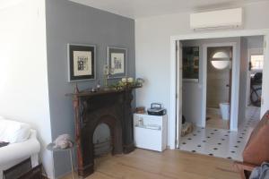 Departamento de categoría en Playa San Juan, con vistas al mar y a metros de la playa