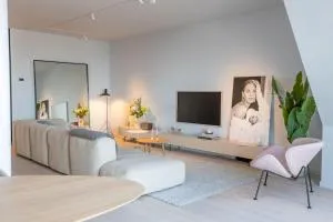 The Loft - Full Sea View - use of hotels Sauna and Pool - Cadzand