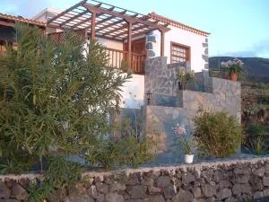 House the Viñas 2 With views of the sea, the mountains and the volcanoes - El Charco