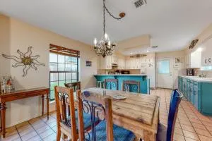 Birder's Heaven at 621 Palm - Port Mansfield