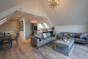 Capercaillie Cottage - Luxury converted steading