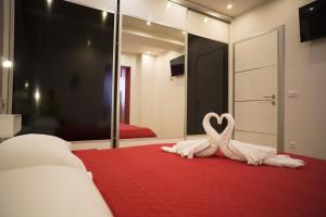 Apartments by the sea Makarska - 20587