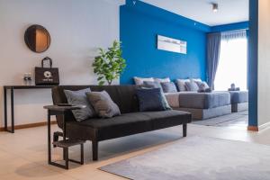 Deluxe Seaview Suite Twin Bed by The Only Bnb