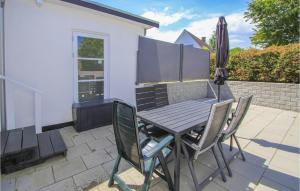 Lovely Apartment In Samsø With Wifi