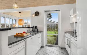 4 Bedroom Amazing Home In Humble