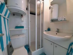 Appartement cosy à Carnac, 2 pièces, proche plages et thalasso, balcon sud, parking, animal accepté - FR-1-477-221