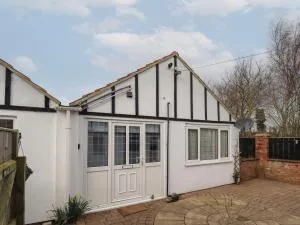 Field View - Holton le Clay