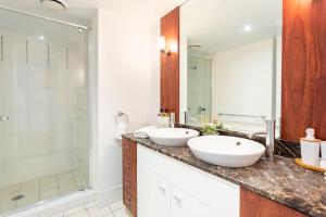 seaView Chevron Renaissance Free Parking &FREE WIFI