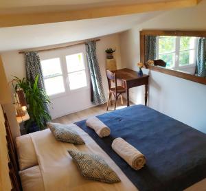 Maisons de vacances Les nids de la tour - Spa prive - wifi : photos des chambres